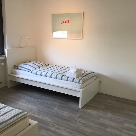 Nahe Messe Und Flughafen *